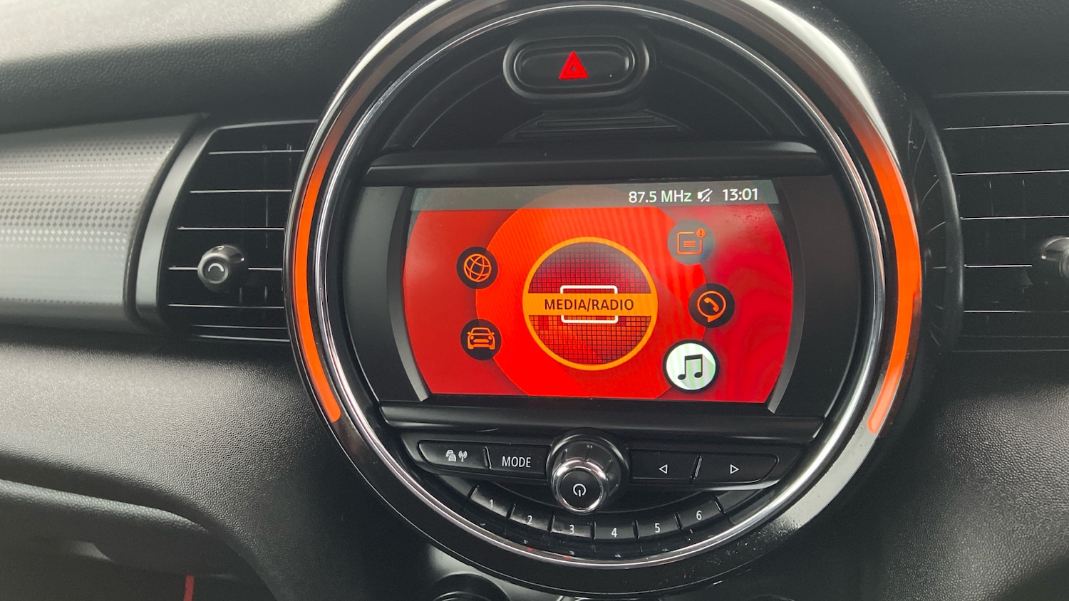 Used MINI Hatch 2020 for sale - 76748859: Photo 32