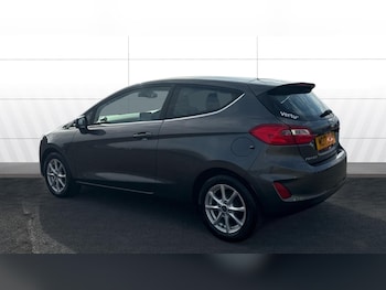 Used Ford Fiesta 2017 for sale - 79295372: Photo