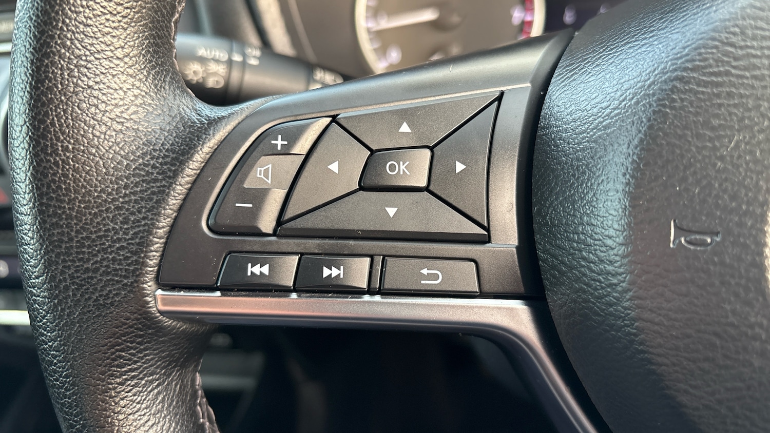 Used Nissan Juke 2024 for sale - 76444472: Photo 26