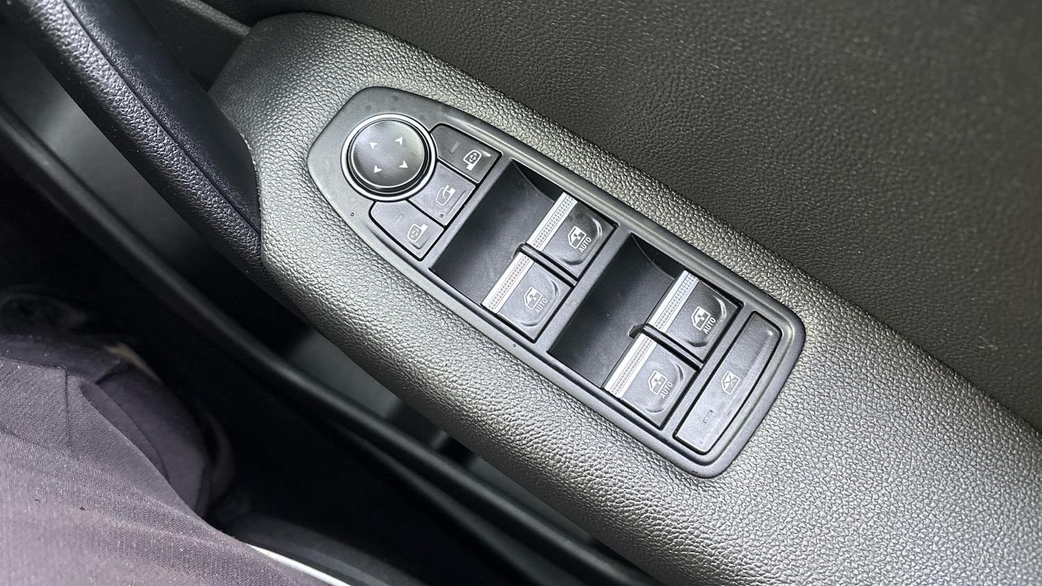 Used Renault Captur 2020 for sale - 76363230: Photo 27