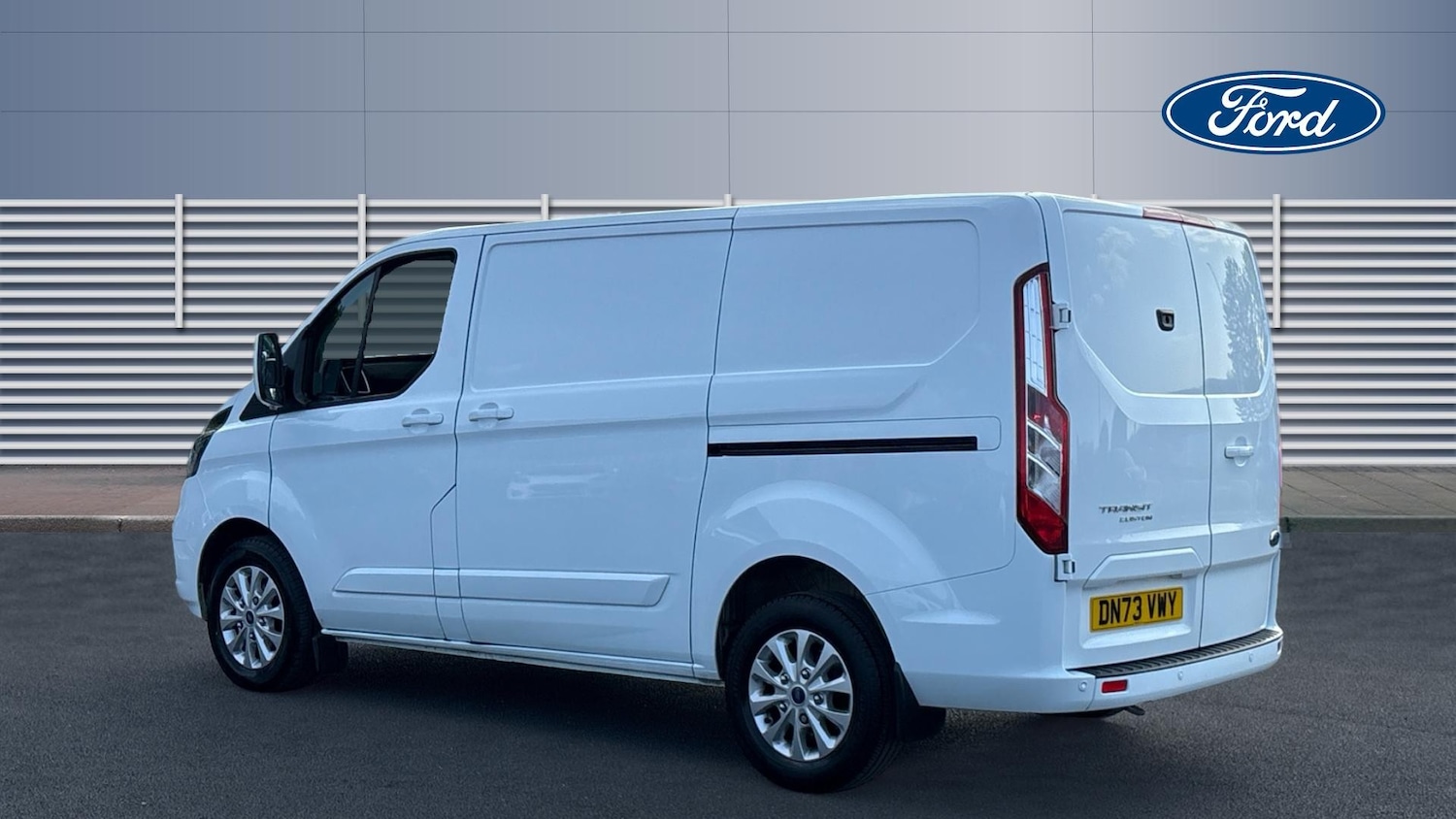 Used Ford Transit Custom 2023 for sale - 76372246: Photo 2