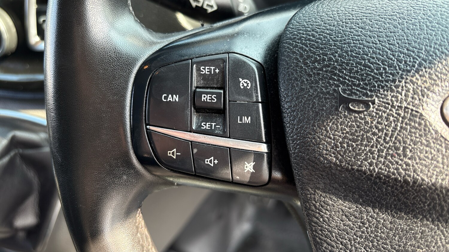 Used Ford Transit Custom 2023 for sale - 76372246: Photo 31