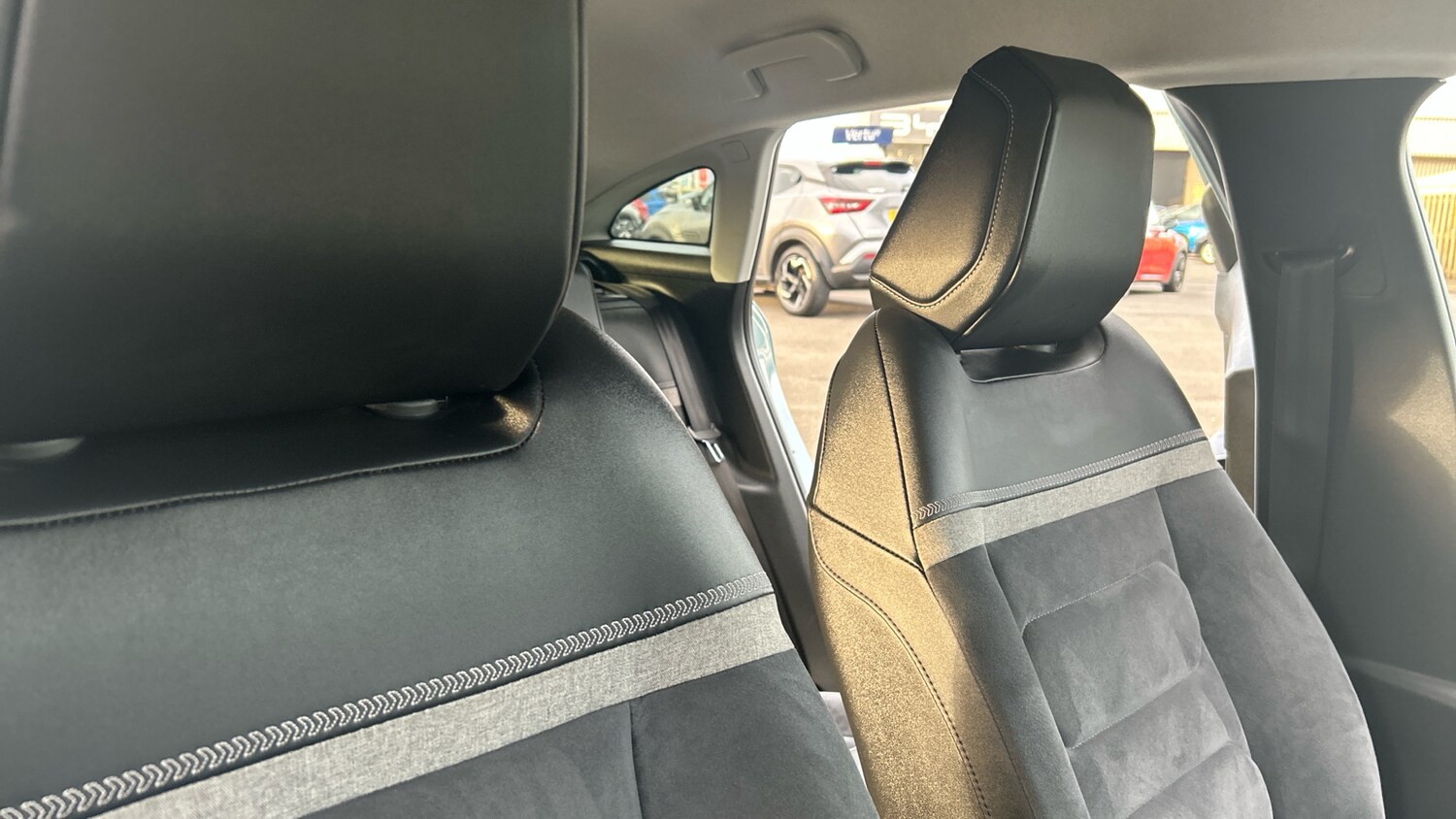 Used Citroen C4 2024 for sale - 77590247: Photo 33