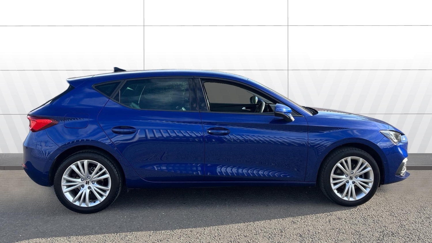 Used SEAT Leon 2021 for sale - 78107237: Photo 5