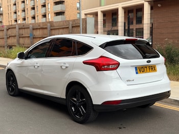Used Ford Focus 2017 for sale - 75643037: Photo