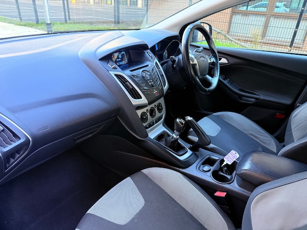 Used Ford Focus 2013 for sale - 76245044: Photo 14