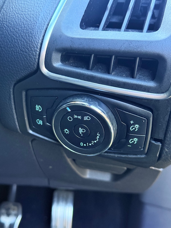 Used Ford Focus 2013 for sale - 76245044: Photo 19