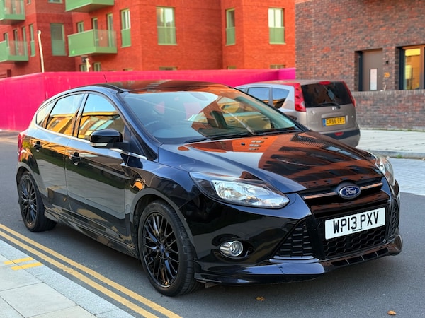 Used Ford Focus 2013 for sale - 76245044: Photo 3