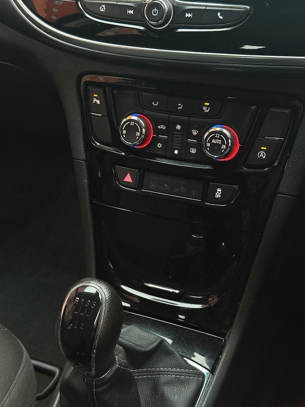 Used Vauxhall Mokka X 2017 for sale - 76237513: Photo 17