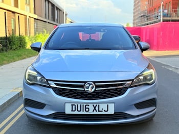 Used Vauxhall Astra 2016 for sale - 76045615: Photo 2
