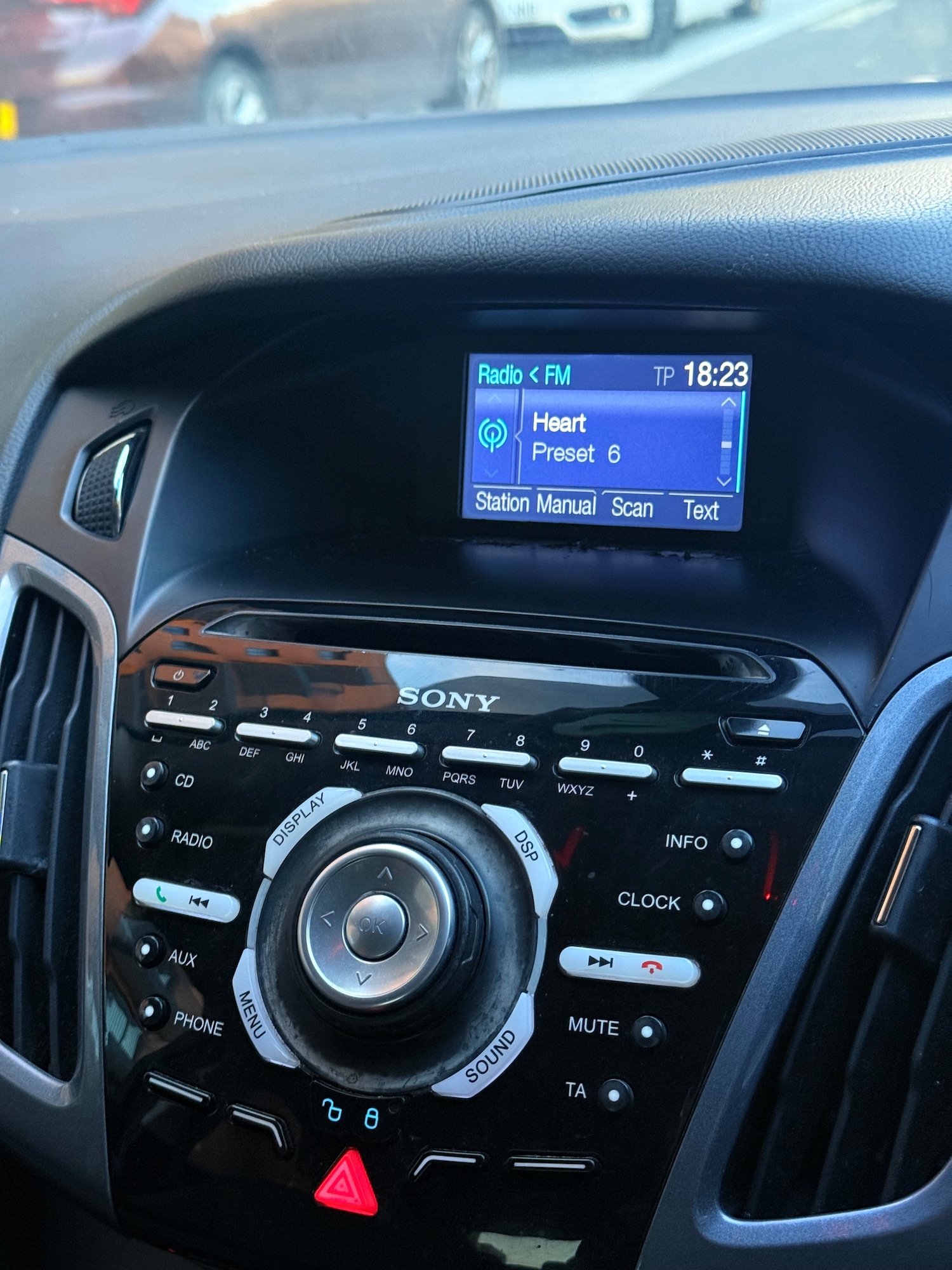 Used Ford Focus 2012 for sale - 76093868: Photo 16