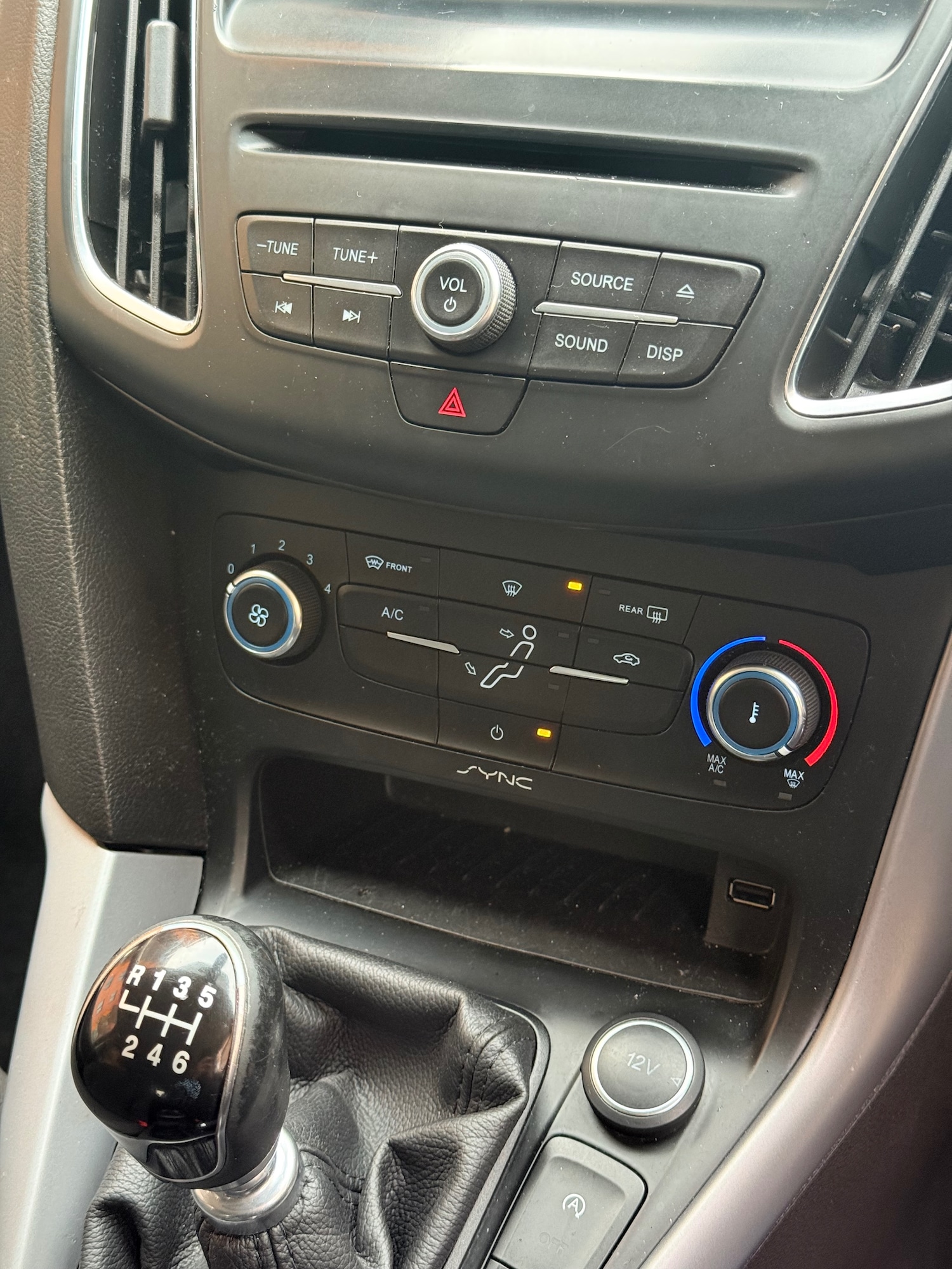 Used Ford Focus 2015 for sale - 76312538: Photo 17