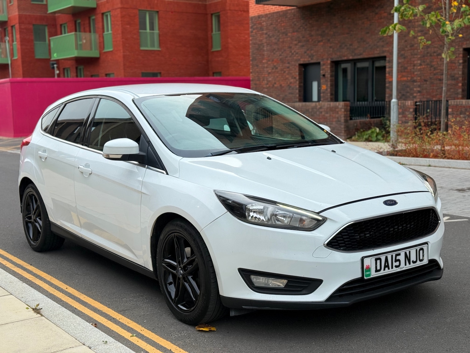 Used Ford Focus 2015 for sale - 76312538: Photo 3