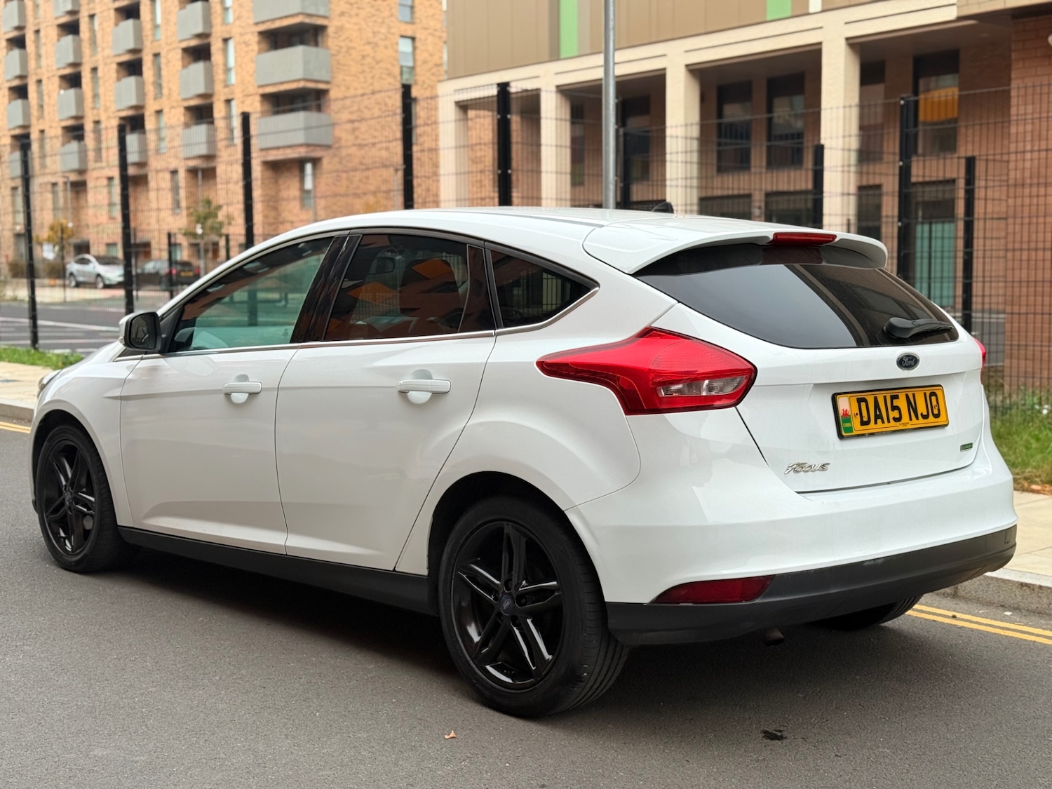 Used Ford Focus 2015 for sale - 76312538: Photo 5