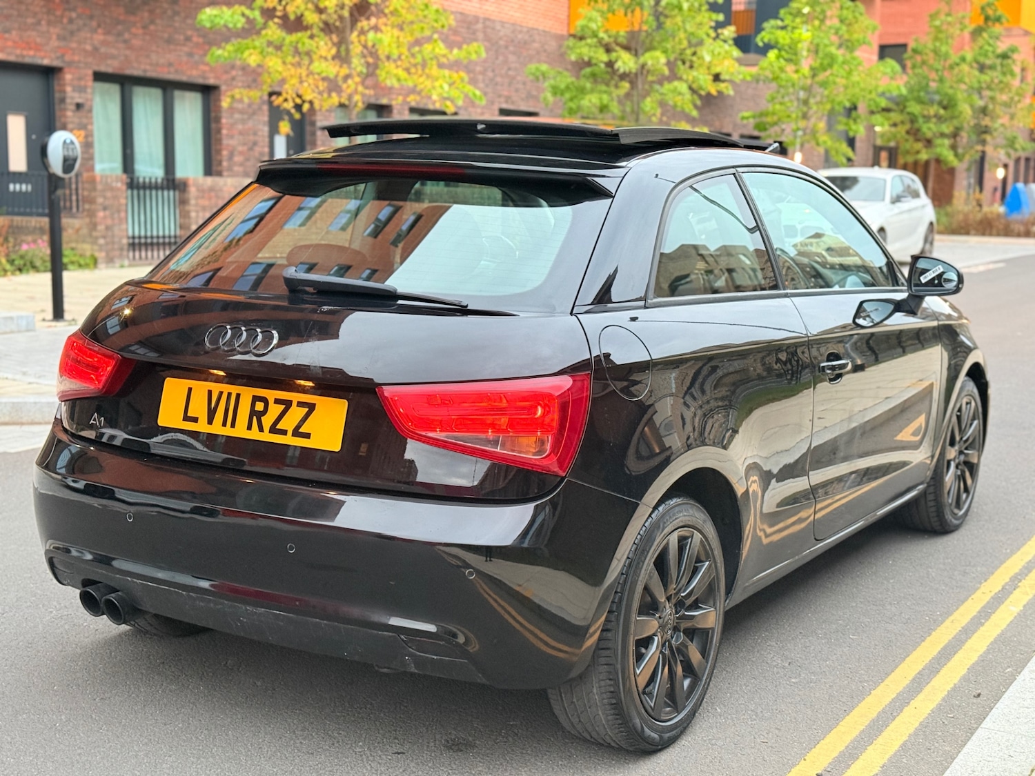 Used Audi A1 2011 for sale - 76157310: Photo 7