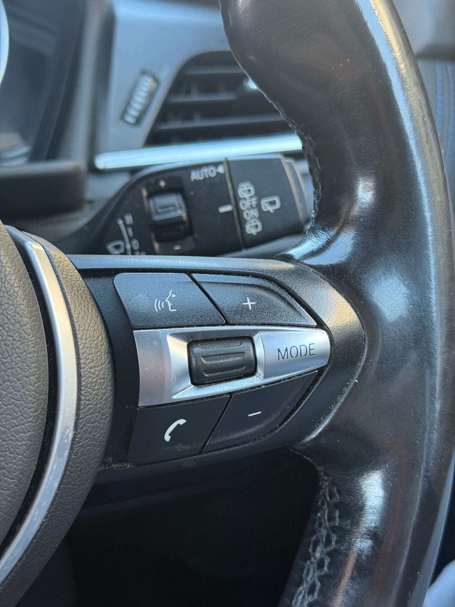 Used BMW 2 Series 2015 for sale - 76076509: Photo 23