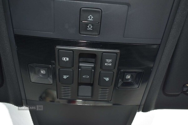 Vehicle 33