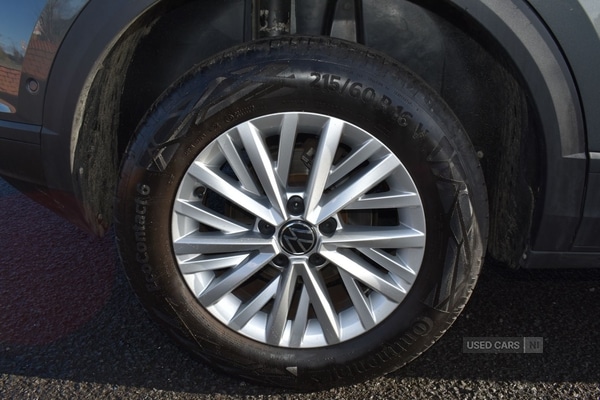 Used Volkswagen T-Roc 2022 for sale - 77560155: Photo 9