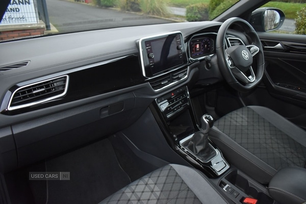 Used Volkswagen T-Roc 2022 for sale - 76574215: Photo 16