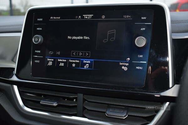 Used Volkswagen T-Roc 2022 for sale - 76574215: Photo 23