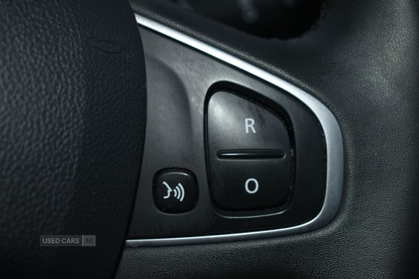 Used Renault Clio 2019 for sale - 76899774: Photo 21