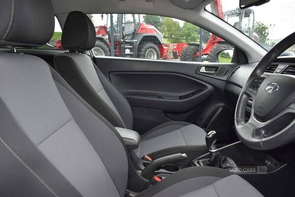 Used Hyundai i20 2018 for sale - 75364598: Photo 13