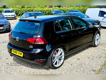 Used Volkswagen Golf 2016 for sale - 78753205: Photo