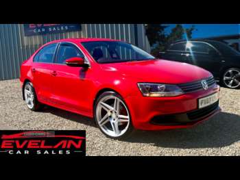 2013 - 1.6 TDI CR Bluemotion Tech SE 4dr