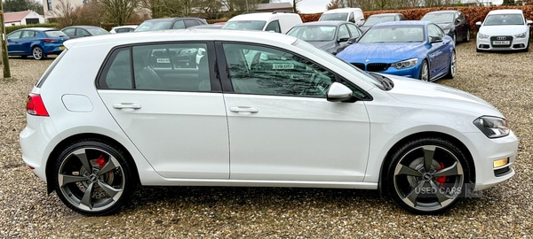 Used Volkswagen Golf 2015 for sale - 77426607: Photo 3