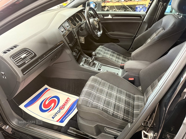 Used Volkswagen Golf 2014 for sale - 76702758: Photo 12