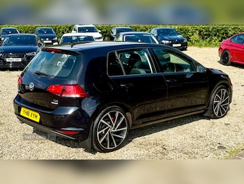 Used Volkswagen Golf 2016 for sale - 75590111: Photo