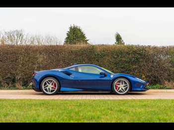 Used Ferrari F8 Tributo 2020 for sale - 74861041: Photo