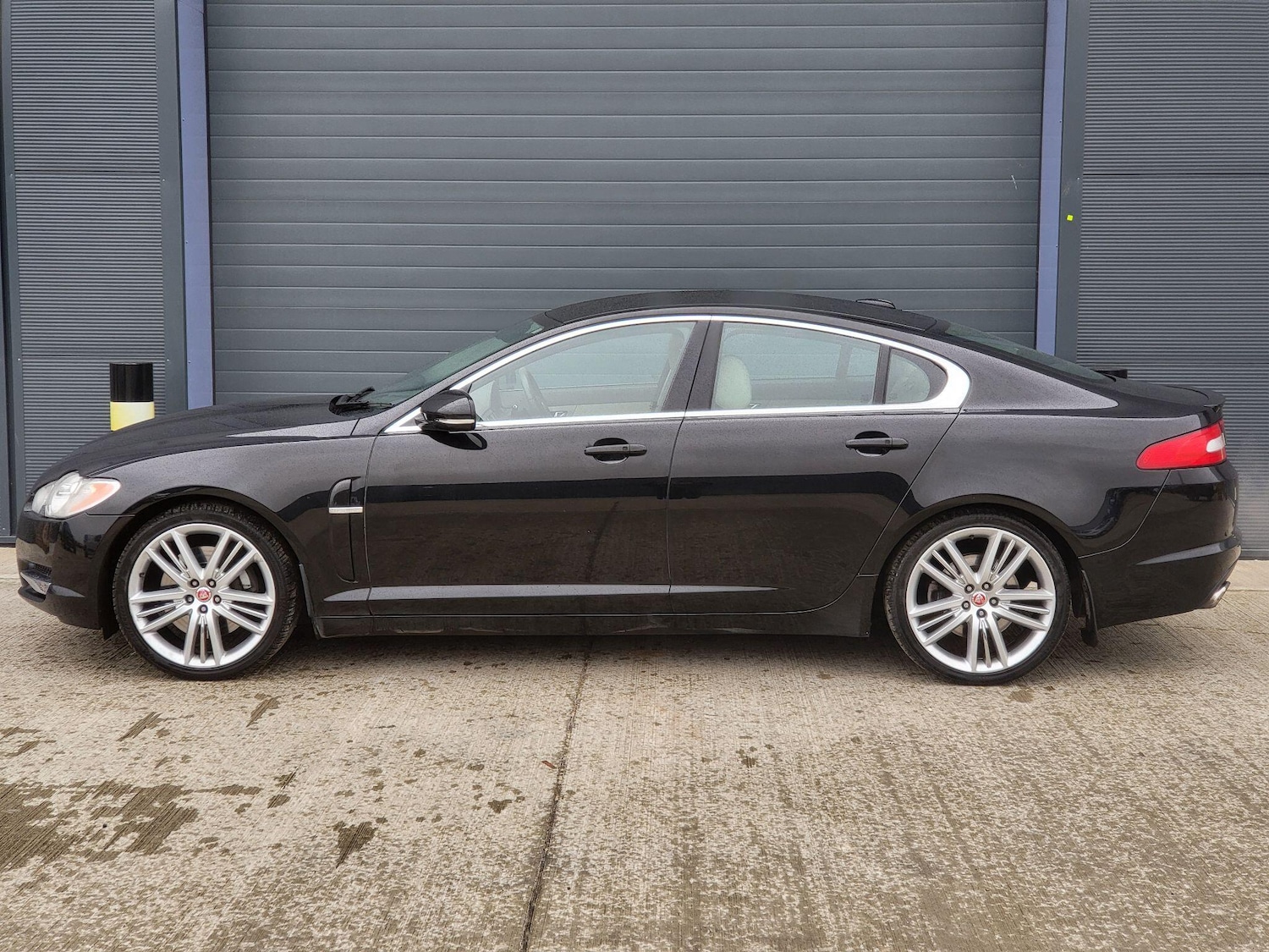 Used Jaguar XF 2009 for sale - 77425940: Photo 14