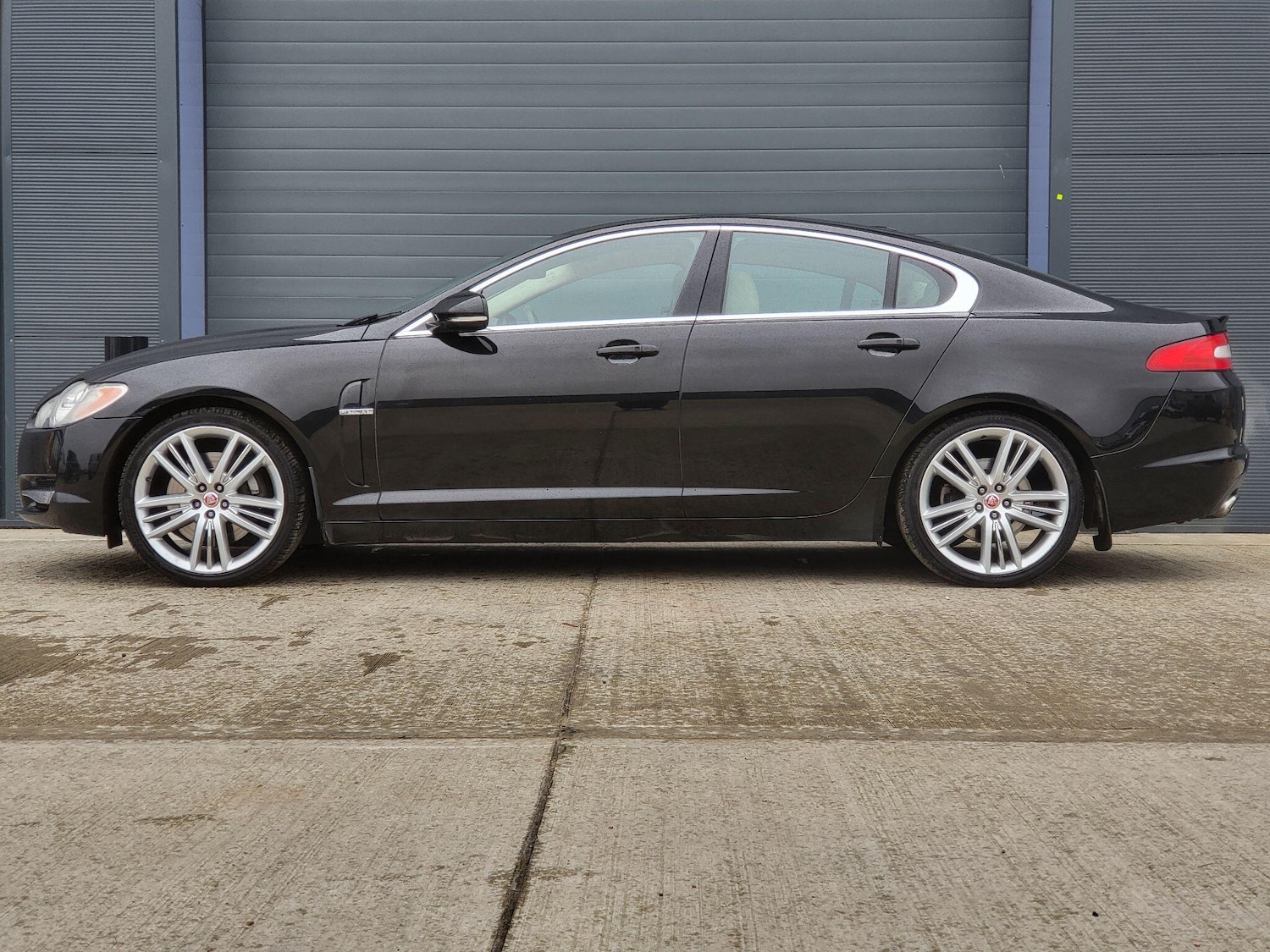 Used Jaguar XF 2009 for sale - 77425940: Photo 16