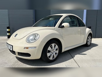 Used Volkswagen Beetle 2010 for sale - 78516436: Photo