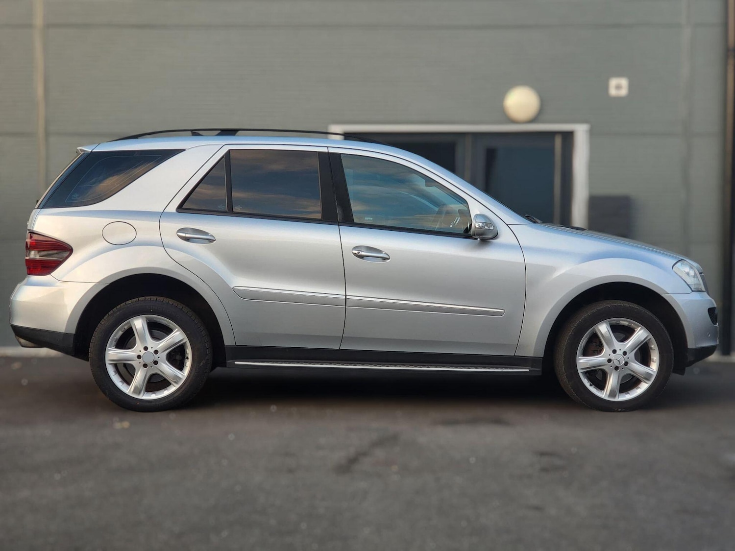 Used Mercedes-Benz M Class 2008 for sale - 77109722: Photo 3