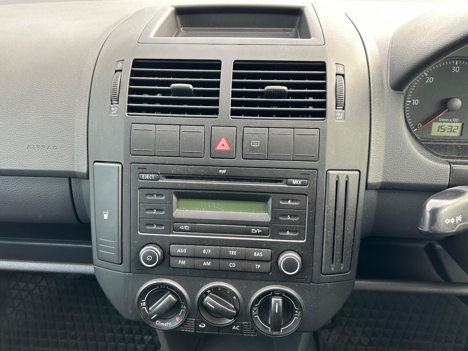 Used Volkswagen Polo for sale - 78136257: Photo 14