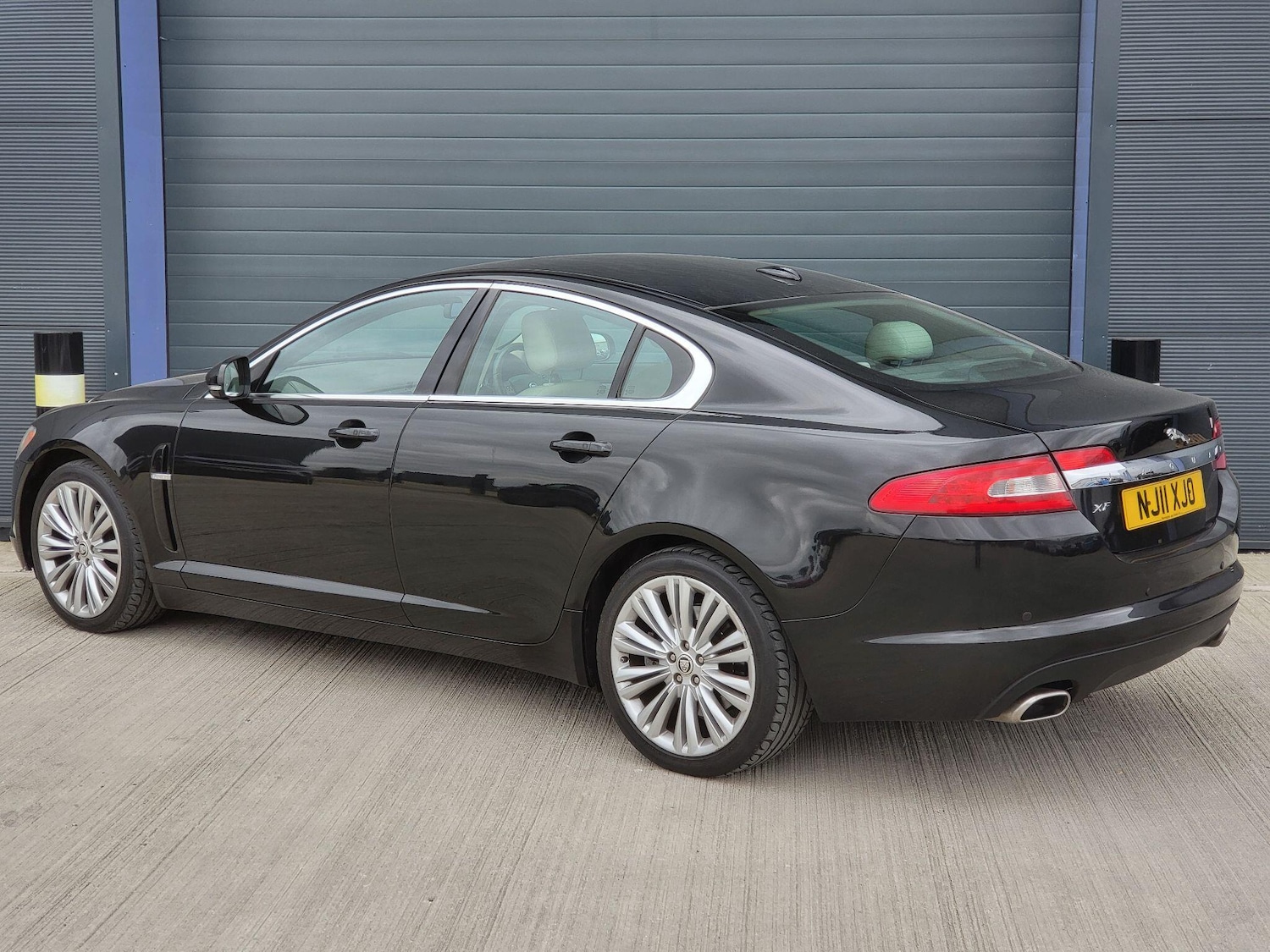 Used Jaguar XF 2011 for sale - 78006952: Photo 10