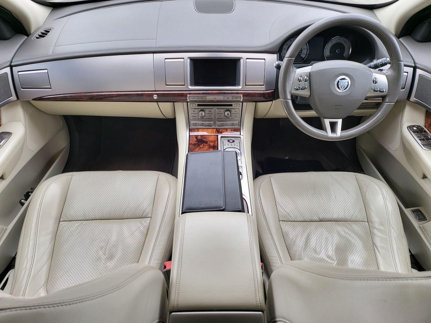 Used Jaguar XF 2011 for sale - 78006952: Photo 25