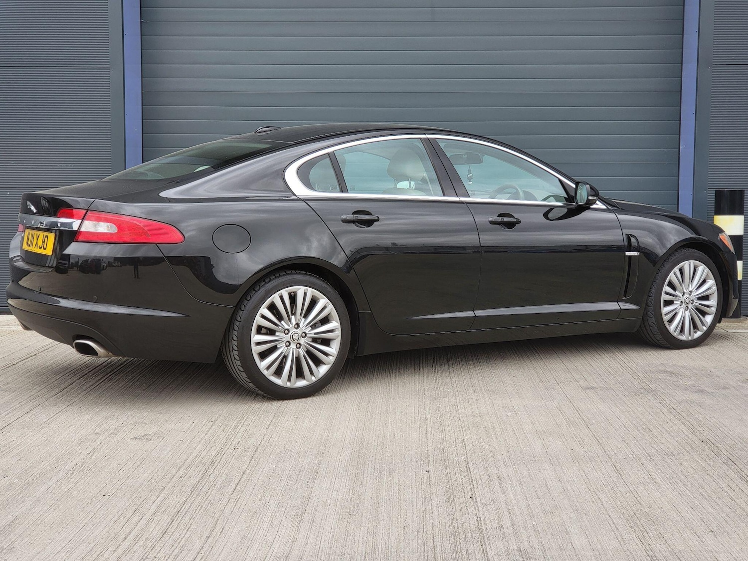 Used Jaguar XF 2011 for sale - 78006952: Photo 8