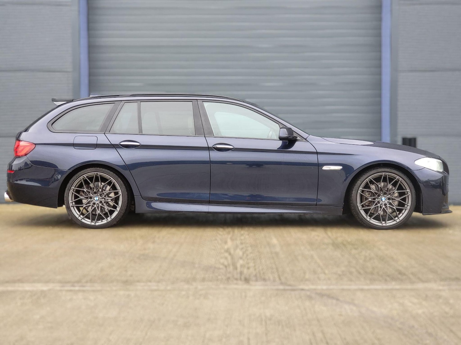 Used BMW 5 Series 2013 for sale - 77174975: Photo 10