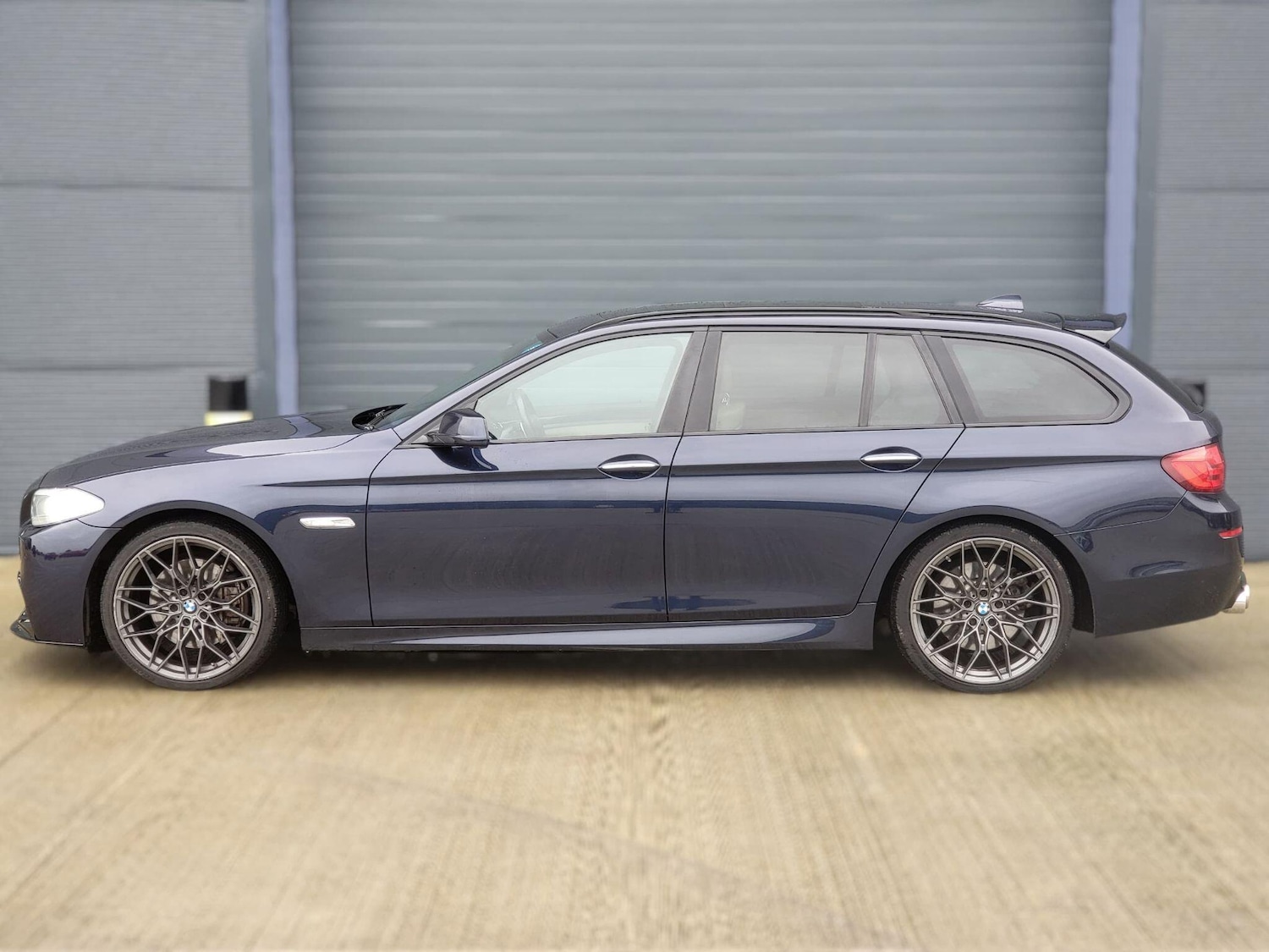 Used BMW 5 Series 2013 for sale - 77174975: Photo 11