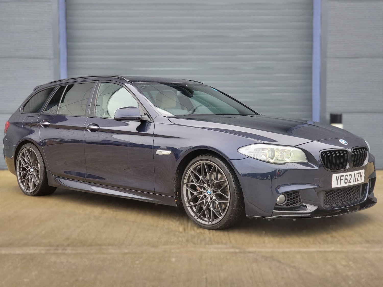 Used BMW 5 Series 2013 for sale - 77174975: Photo 2