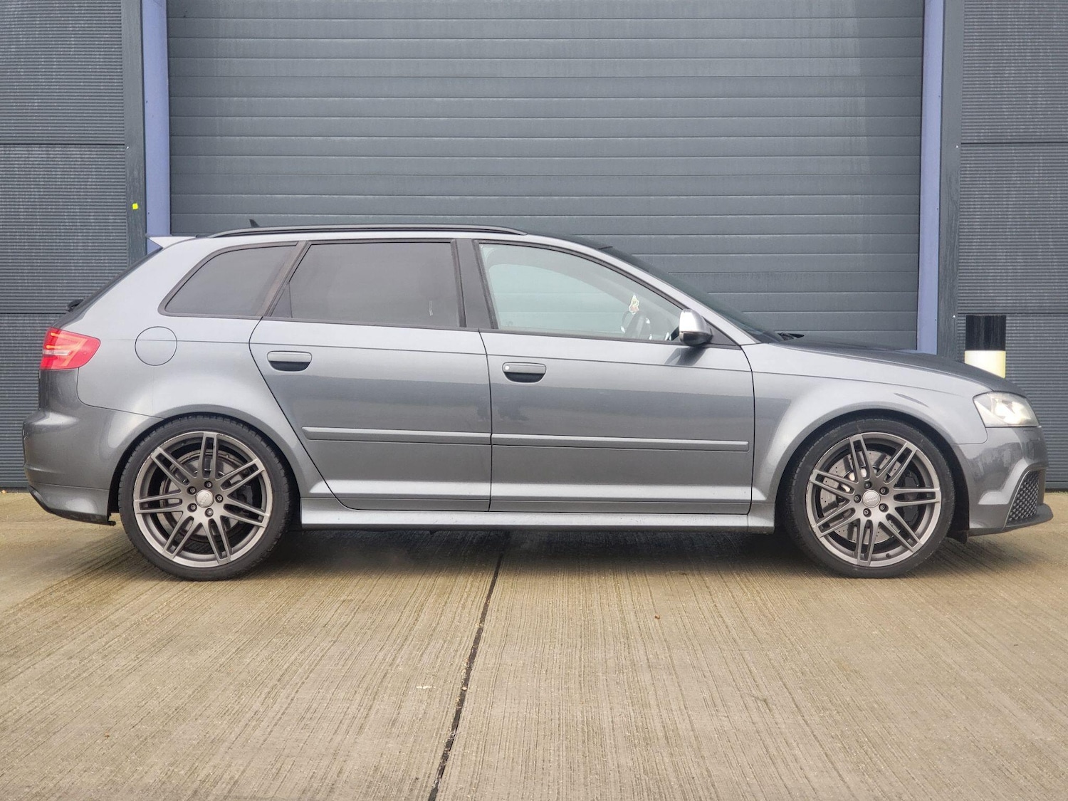 Used Audi RS3 2011 for sale - 77191815: Photo 10