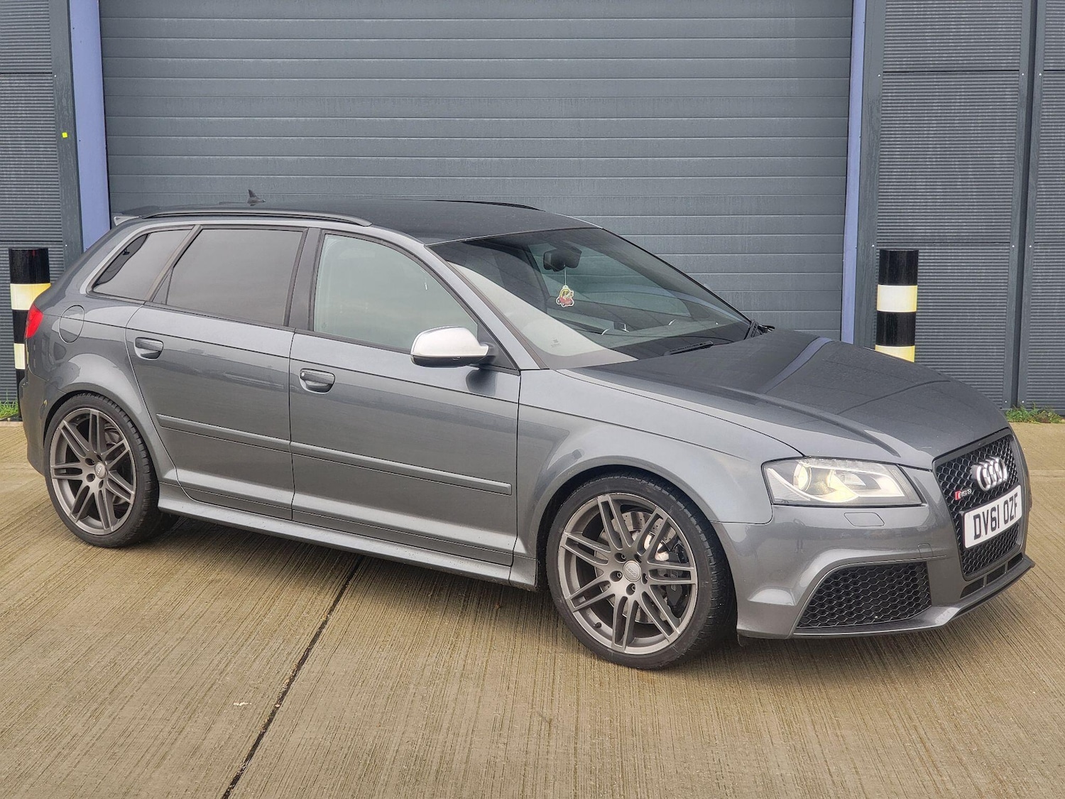 Used Audi RS3 2011 for sale - 77191815: Photo 3