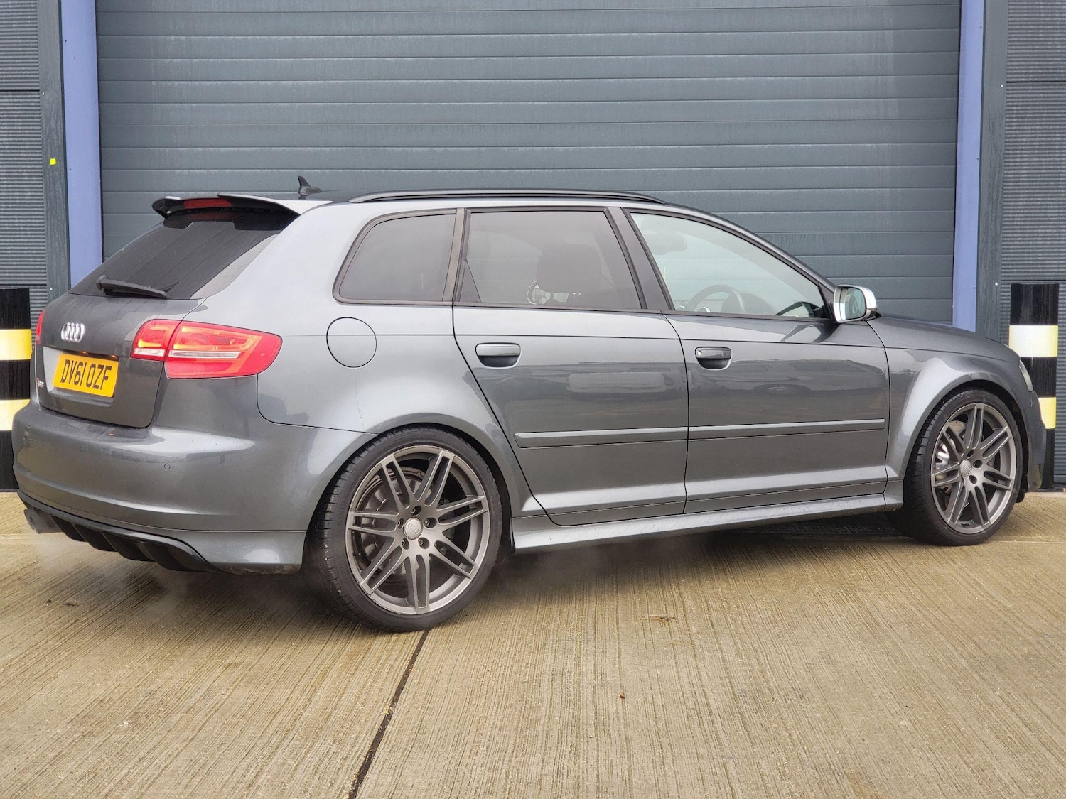 Used Audi RS3 2011 for sale - 77191815: Photo 6