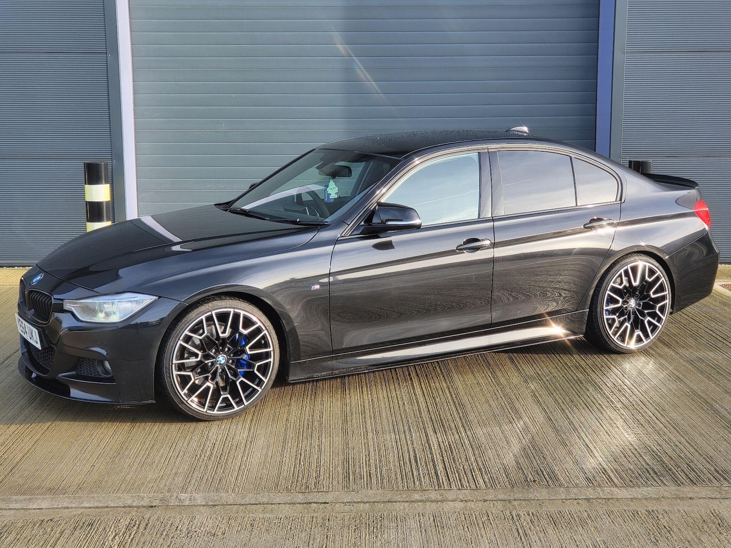 Used BMW 3 Series 2014 for sale - 77191226: Photo 1