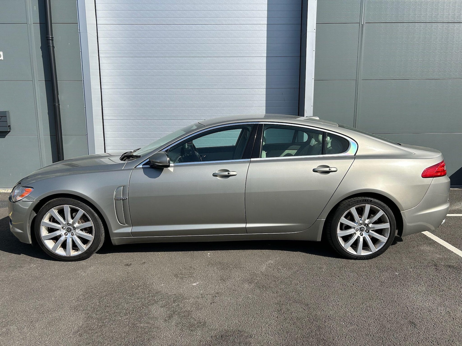 Used Jaguar XF 2009 for sale - 78204864: Photo 12