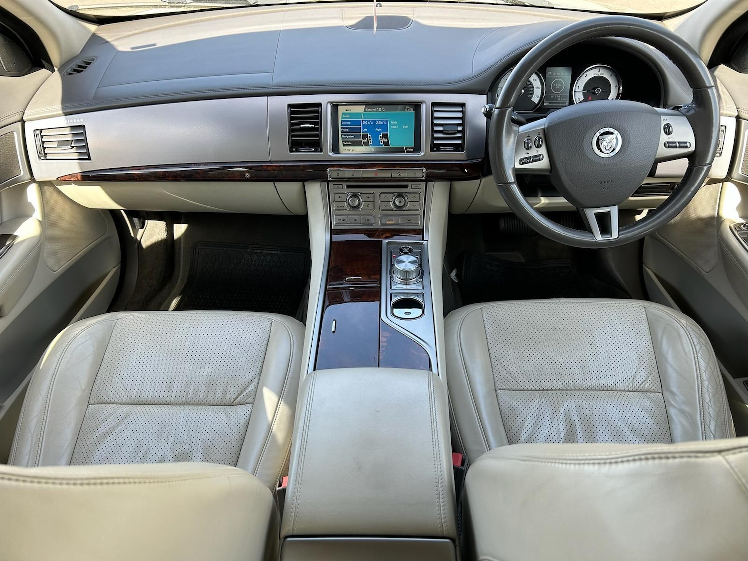 Used Jaguar XF 2009 for sale - 78204864: Photo 18