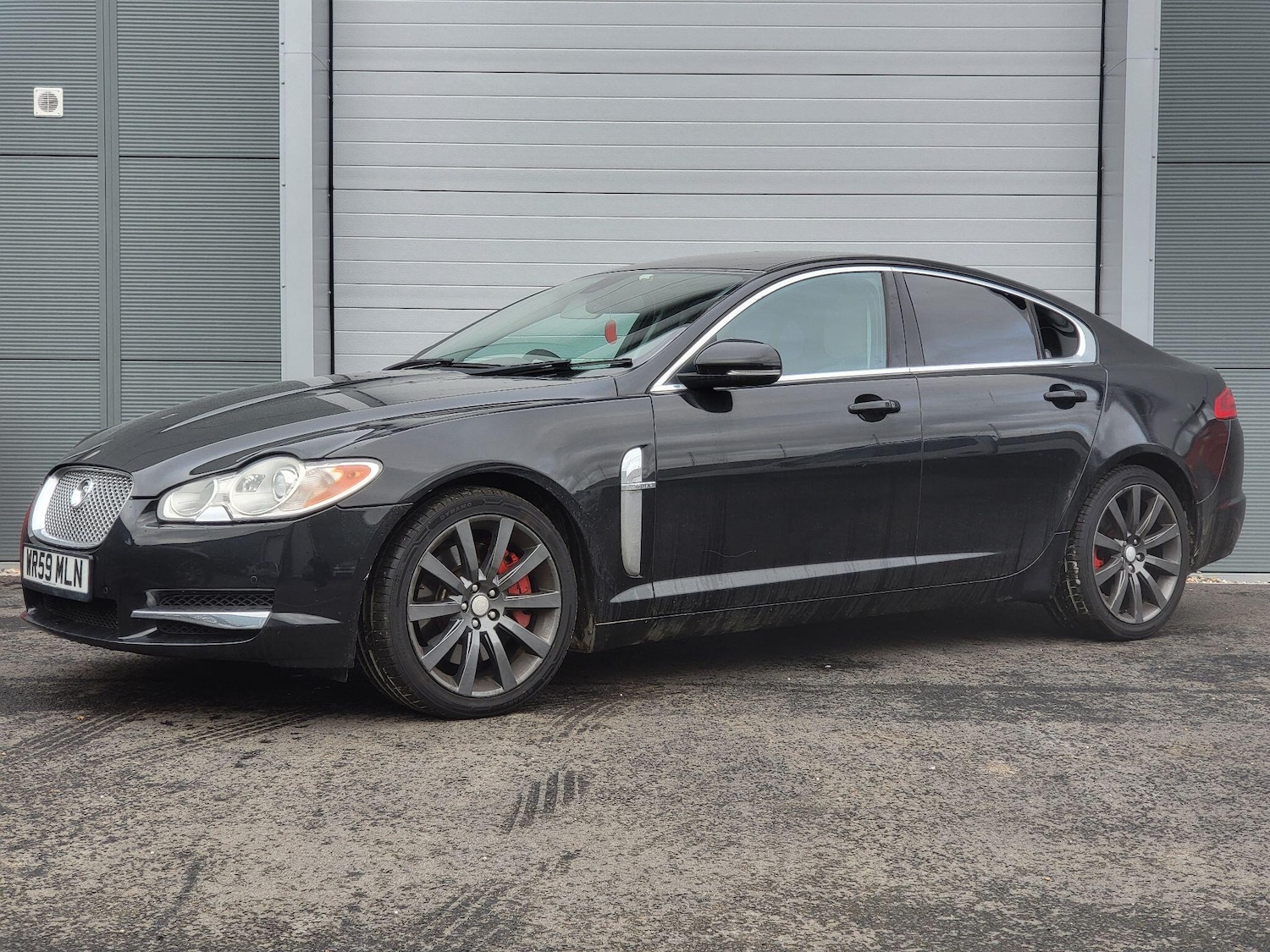 Used Jaguar XF 2010 for sale - 77633836: Photo 2